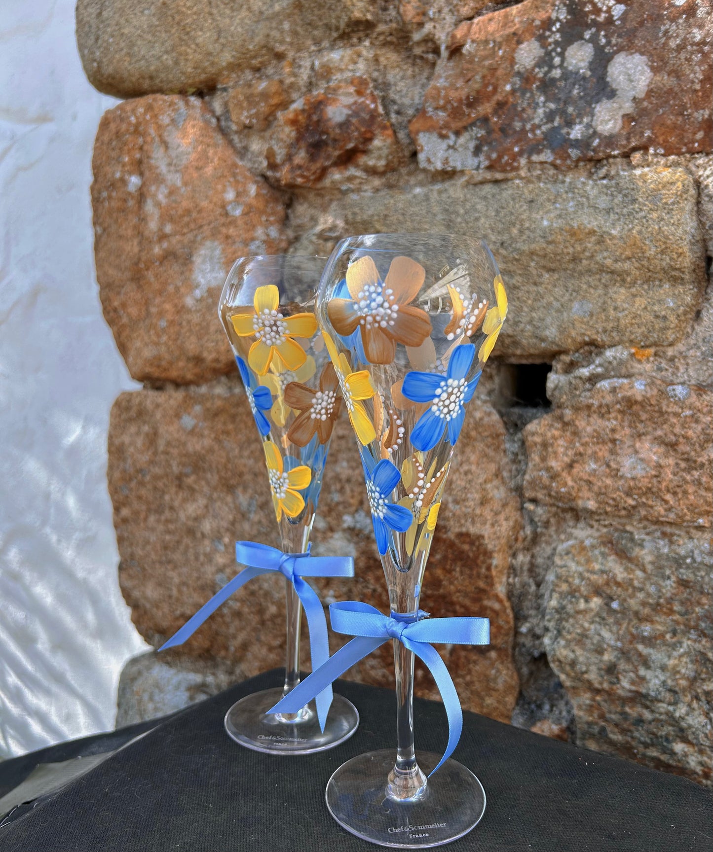 Hand-painted Champagne Flute 🥂 (flute included in price)